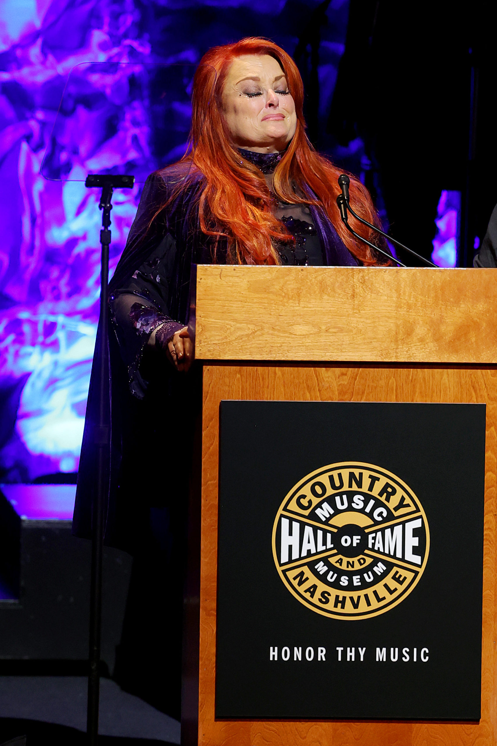 In wake of Judds’ tragedy, Country Music Hall induction celebrates life, love, music