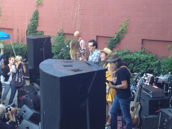 Willie Sugarcapps at Grimey’s